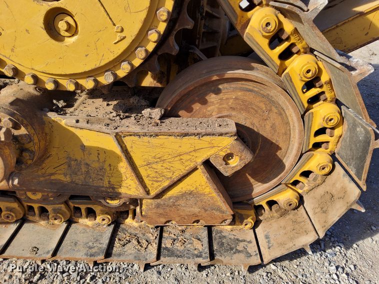 image for item DL2272 1997 Caterpillar D6R XL  dozer