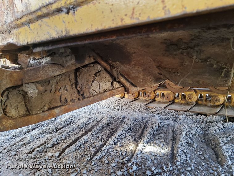 image for item DL2272 1997 Caterpillar D6R XL  dozer