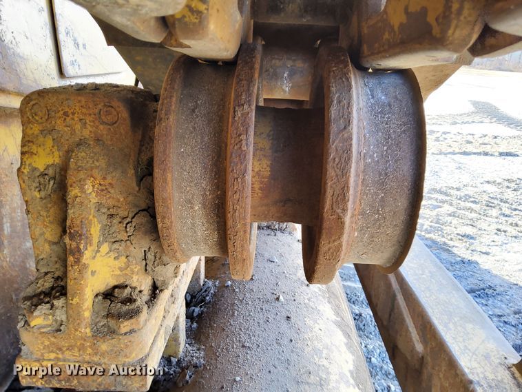 image for item DL2272 1997 Caterpillar D6R XL  dozer