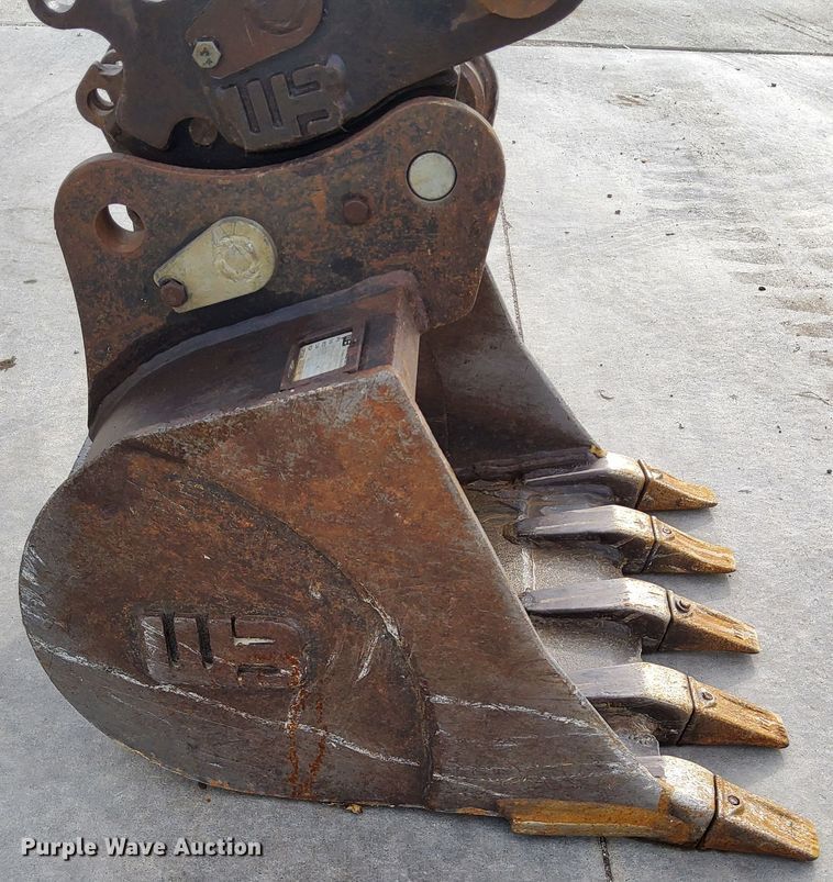 image for item DL2276 2015 Kubota KX040-4  mini excavator