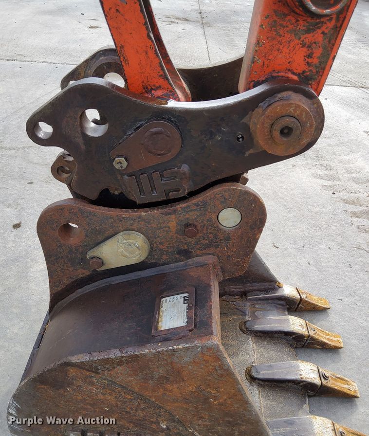 image for item DL2276 2015 Kubota KX040-4  mini excavator