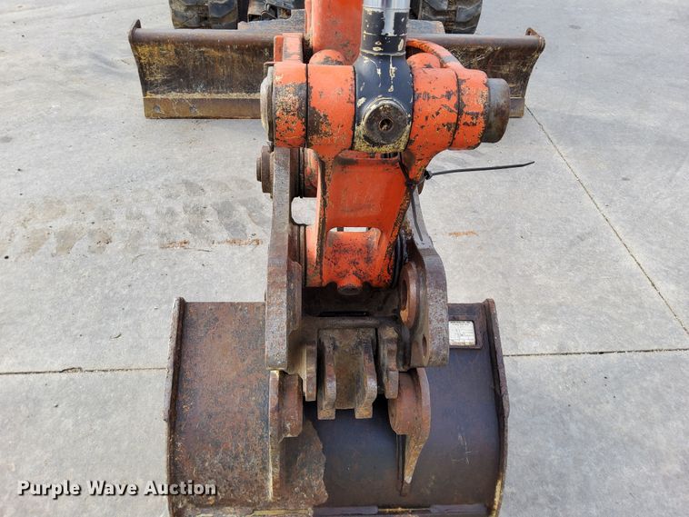 image for item DL2276 2015 Kubota KX040-4  mini excavator