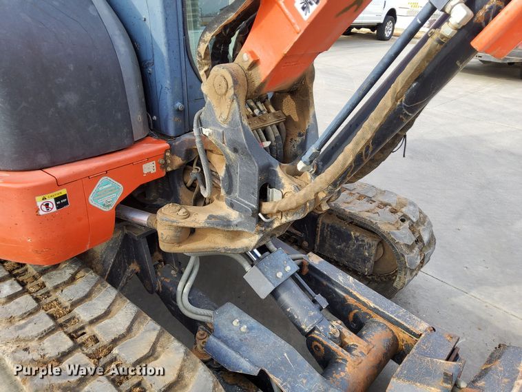 image for item DL2276 2015 Kubota KX040-4  mini excavator