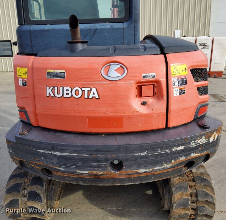 image for item DL2276 2015 Kubota KX040-4  mini excavator