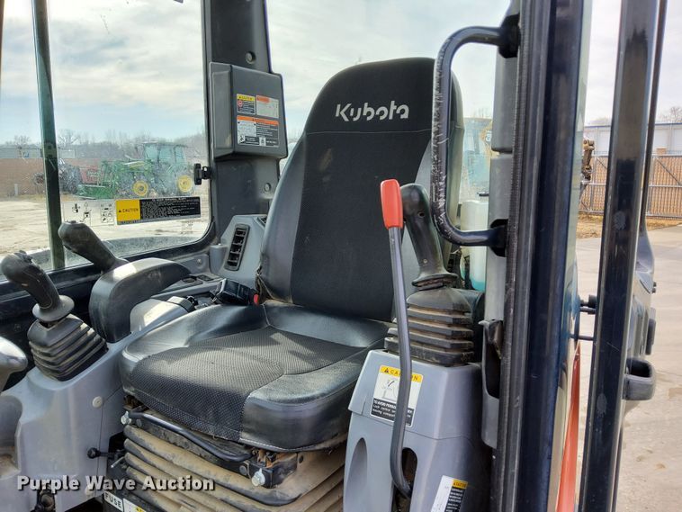 image for item DL2276 2015 Kubota KX040-4  mini excavator
