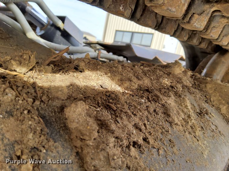 image for item DL2276 2015 Kubota KX040-4  mini excavator