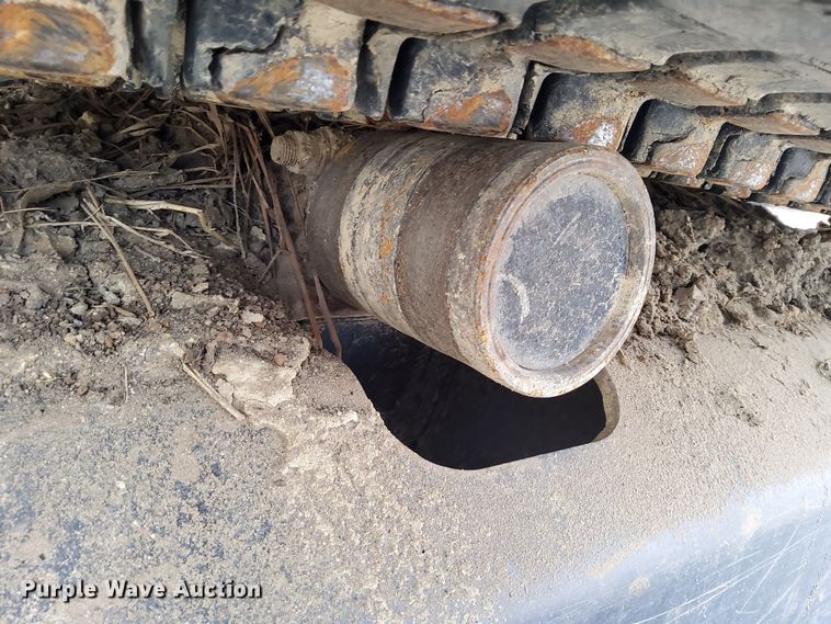 image for item DL2276 2015 Kubota KX040-4  mini excavator