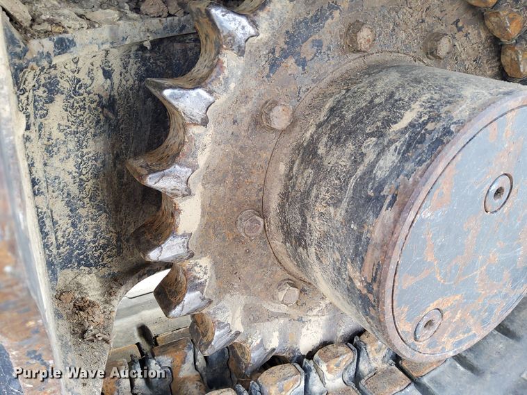 image for item DL2276 2015 Kubota KX040-4  mini excavator