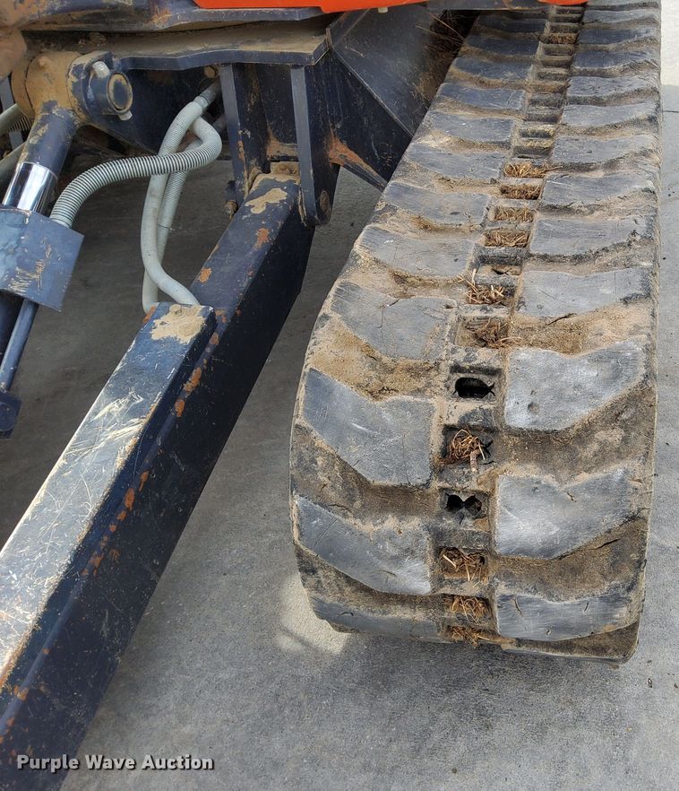 image for item DL2276 2015 Kubota KX040-4  mini excavator