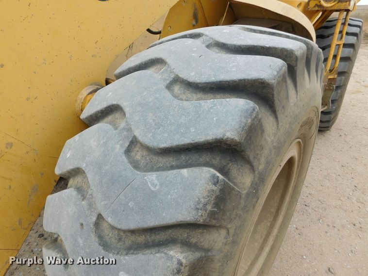 image for item DM2547 1997 John Deere 544H  wheel loader