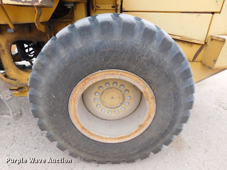 image for item DM2547 1997 John Deere 544H  wheel loader