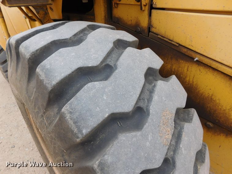 image for item DM2547 1997 John Deere 544H  wheel loader