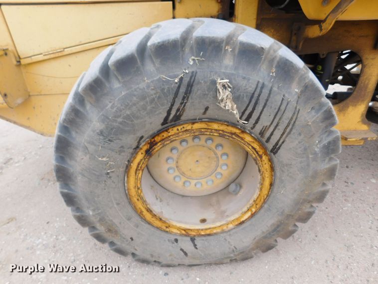 image for item DM2547 1997 John Deere 544H  wheel loader