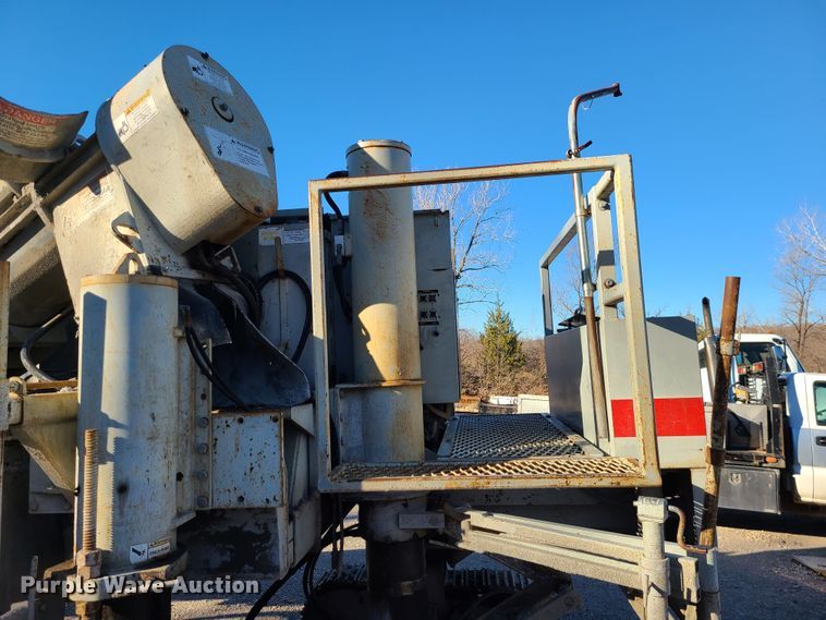 image for item DM4825 Power Curber 5700B  curb machine