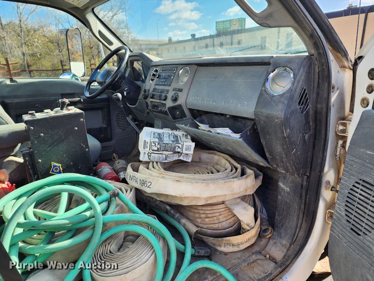 image for item DM4899 2011 Ford F750 Super Duty  water truck