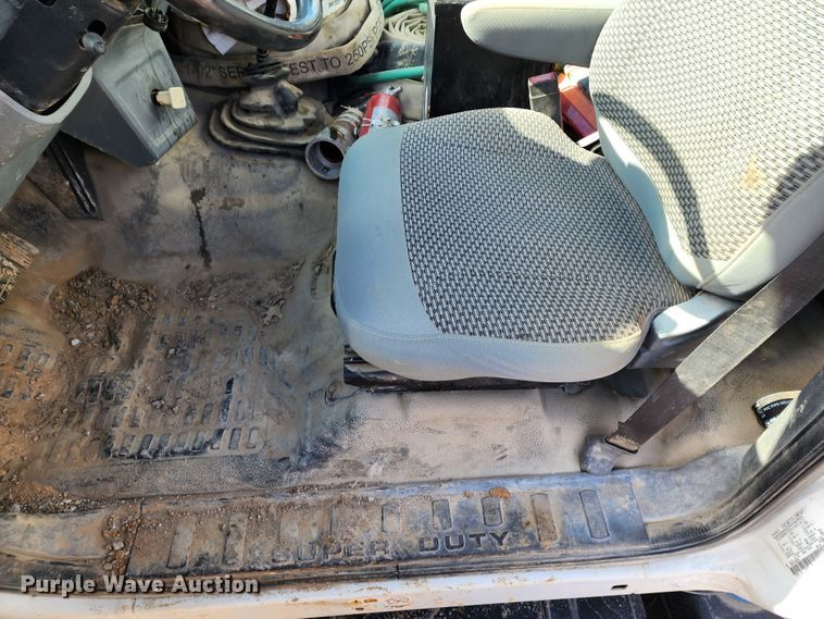 image for item DM4899 2011 Ford F750 Super Duty  water truck