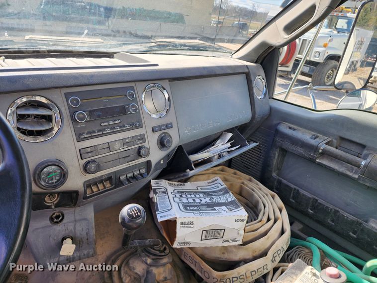 image for item DM4899 2011 Ford F750 Super Duty  water truck