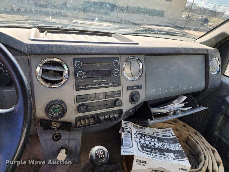 image for item DM4899 2011 Ford F750 Super Duty  water truck