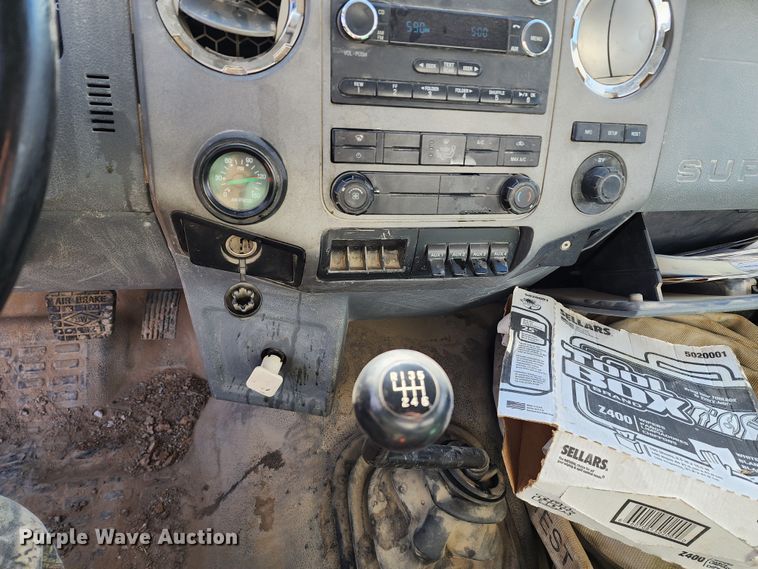 image for item DM4899 2011 Ford F750 Super Duty  water truck