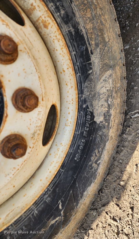 image for item DM4899 2011 Ford F750 Super Duty  water truck