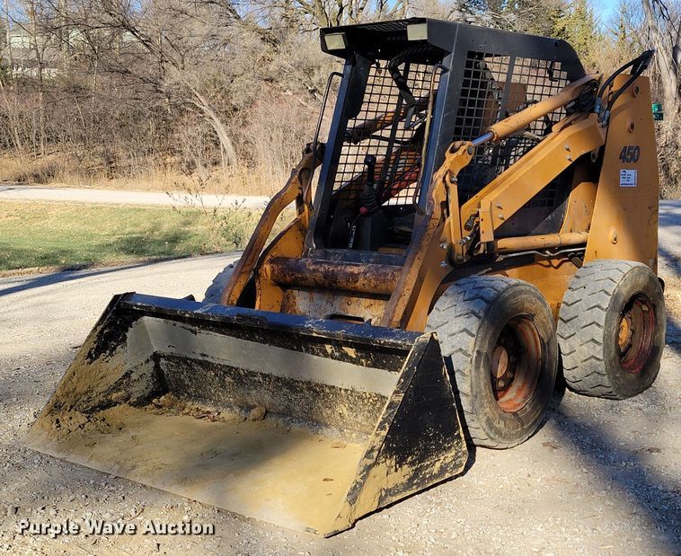 image for item DM8132 2006 Case 450  skid steer loader