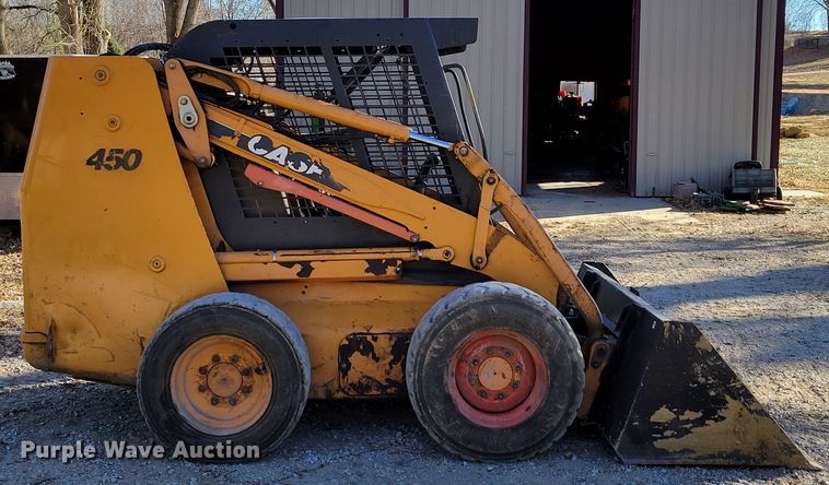 image for item DM8132 2006 Case 450  skid steer loader
