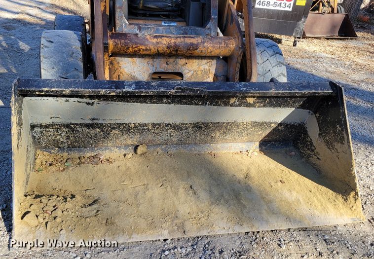 image for item DM8132 2006 Case 450  skid steer loader