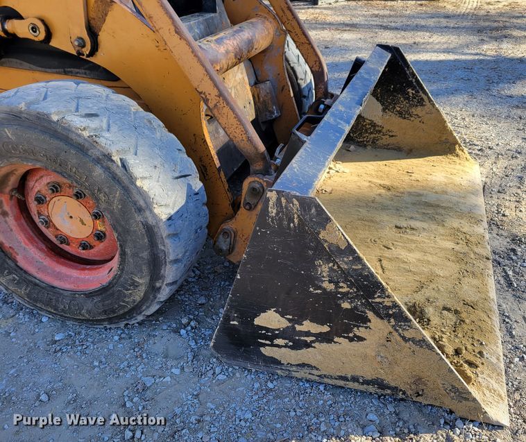 image for item DM8132 2006 Case 450  skid steer loader