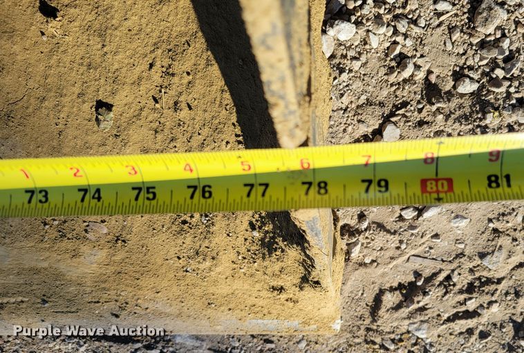 image for item DM8132 2006 Case 450  skid steer loader