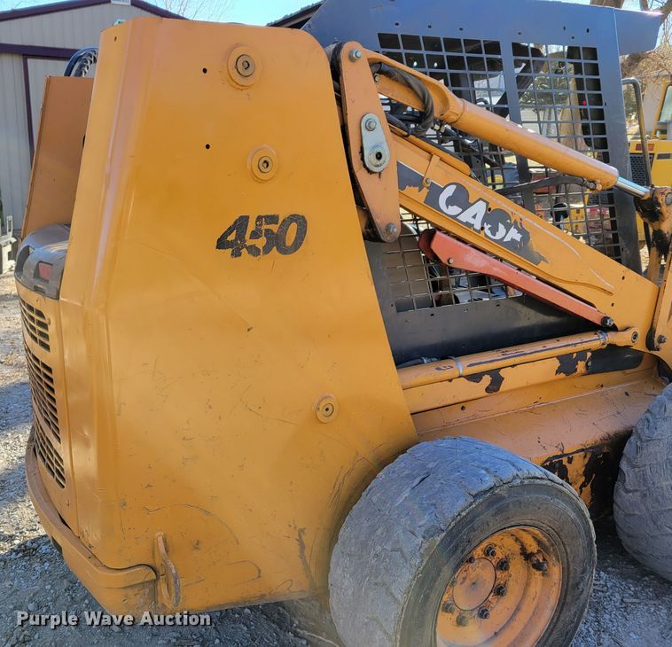 image for item DM8132 2006 Case 450  skid steer loader
