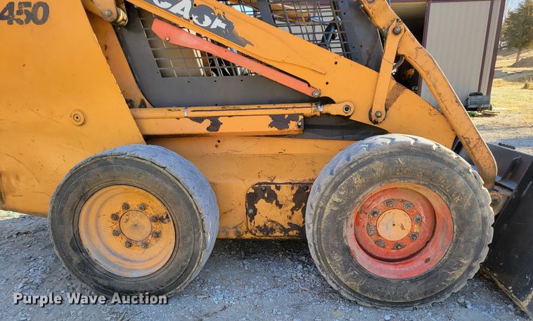 image for item DM8132 2006 Case 450  skid steer loader