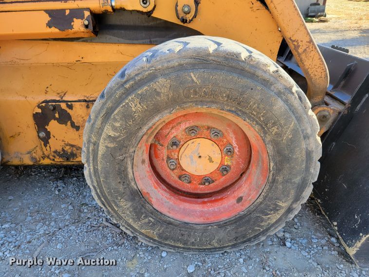 image for item DM8132 2006 Case 450  skid steer loader