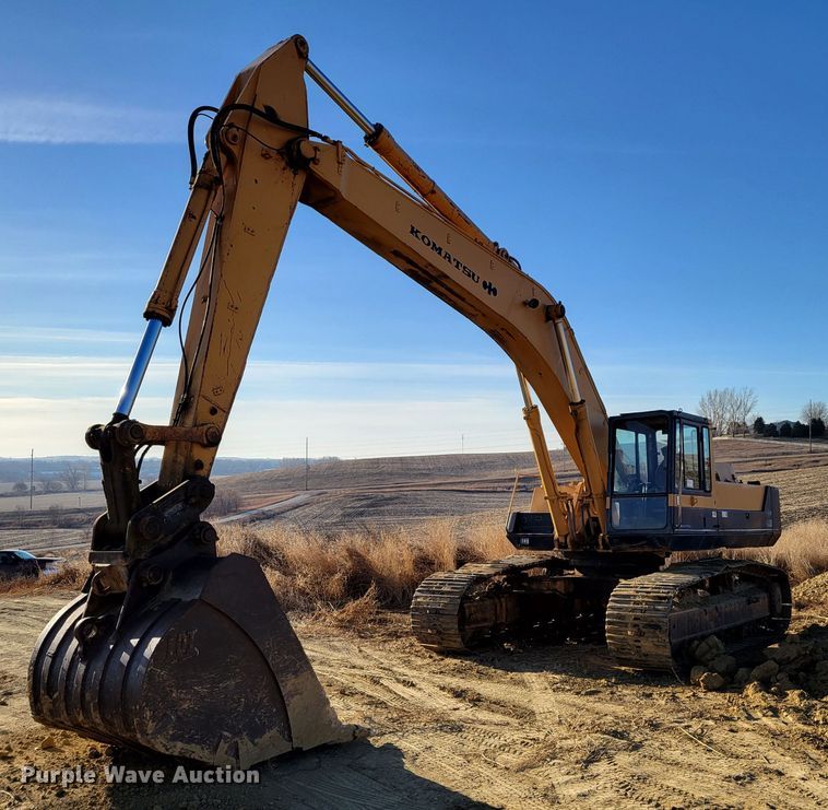 image for item DM8135 1987 Komatsu PC400LC-3  excavator