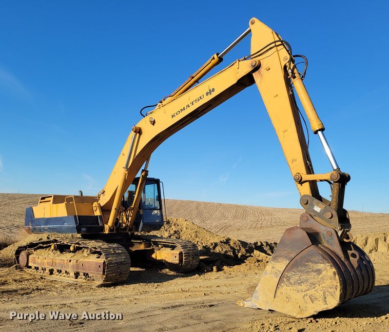 image for item DM8135 1987 Komatsu PC400LC-3  excavator