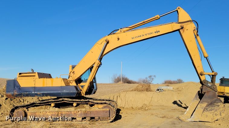 image for item DM8135 1987 Komatsu PC400LC-3  excavator
