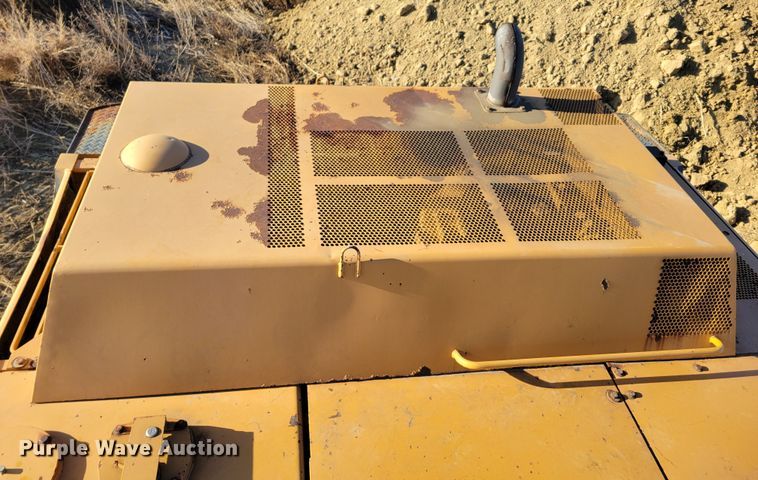 image for item DM8135 1987 Komatsu PC400LC-3  excavator