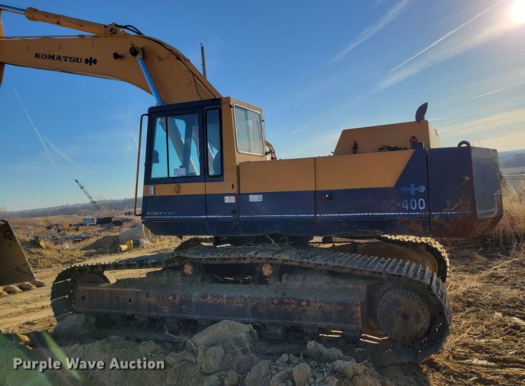 image for item DM8135 1987 Komatsu PC400LC-3  excavator