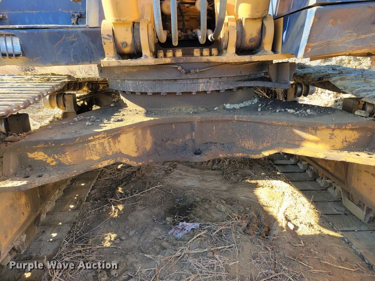 image for item DM8135 1987 Komatsu PC400LC-3  excavator