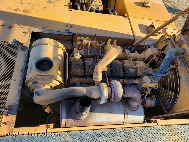 image for item DM8135 1987 Komatsu PC400LC-3  excavator