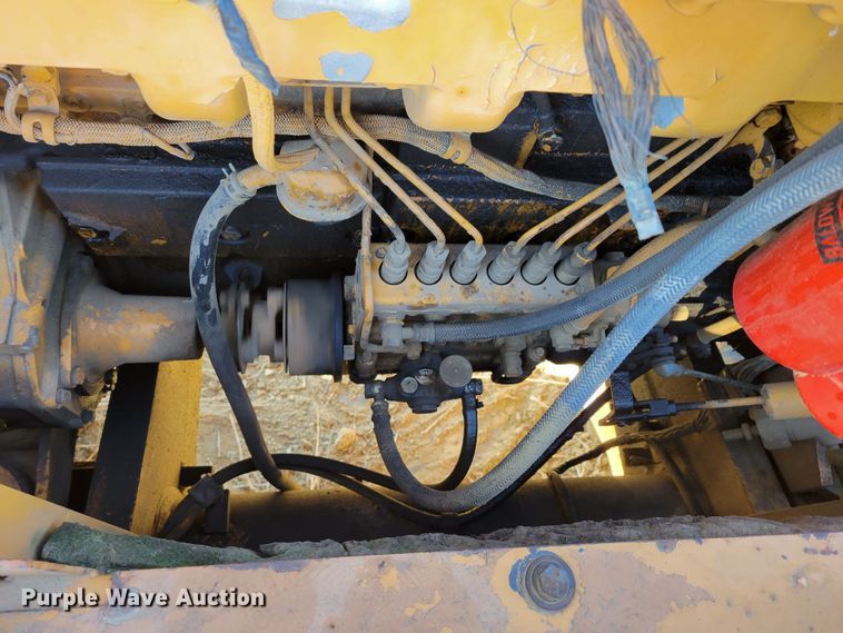 image for item DM8135 1987 Komatsu PC400LC-3  excavator