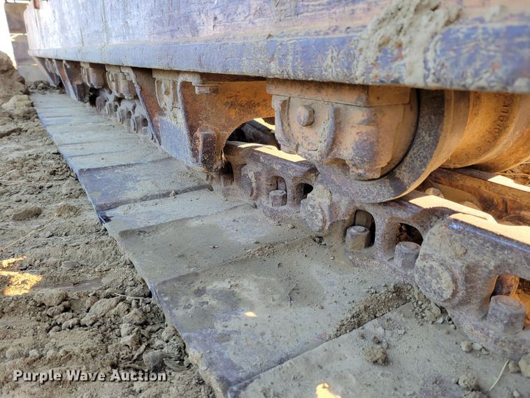 image for item DM8135 1987 Komatsu PC400LC-3  excavator