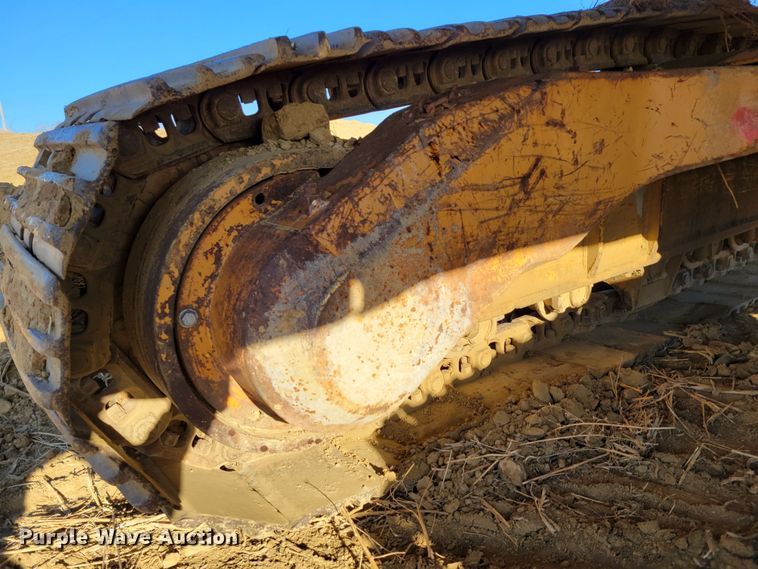 image for item DM8135 1987 Komatsu PC400LC-3  excavator