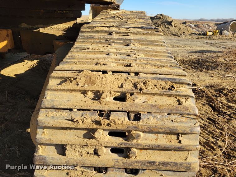 image for item DM8135 1987 Komatsu PC400LC-3  excavator