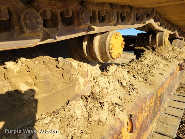 image for item DM8135 1987 Komatsu PC400LC-3  excavator