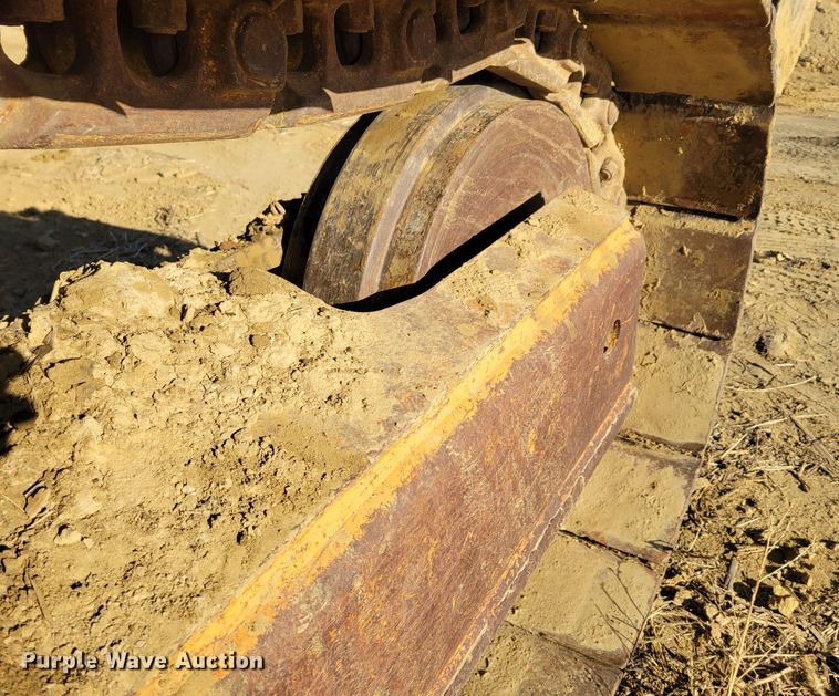 image for item DM8135 1987 Komatsu PC400LC-3  excavator