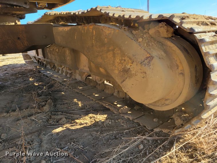 image for item DM8135 1987 Komatsu PC400LC-3  excavator