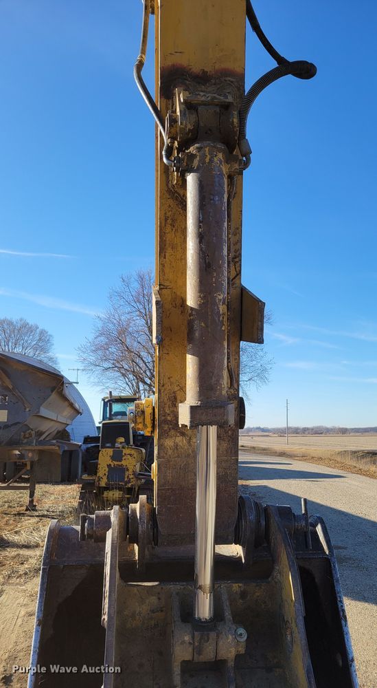 image for item DM8136 1997 Caterpillar 325B L  excavator