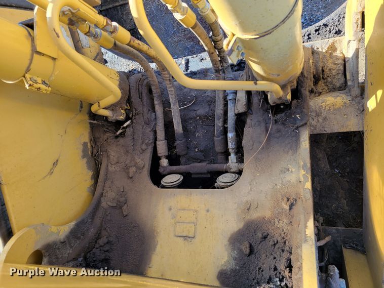 image for item DM8136 1997 Caterpillar 325B L  excavator