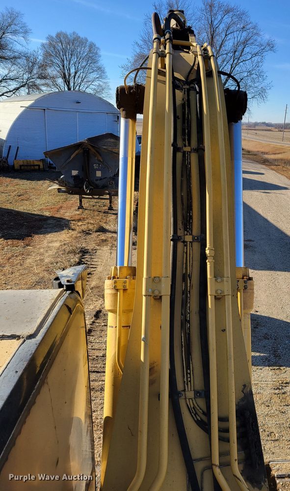 image for item DM8136 1997 Caterpillar 325B L  excavator