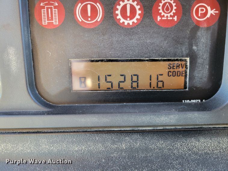 image for item DM8137 1997 Caterpillar D5M LGP  dozer